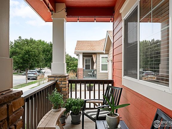 4th image of 1152 Village Cir