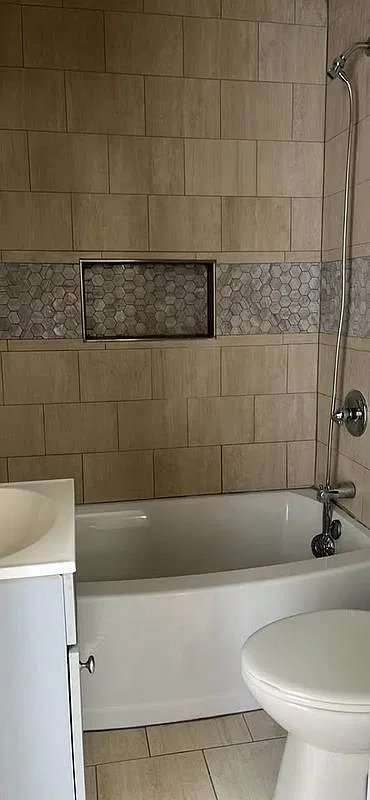 1 bed, 1.0 bath, 600 sqft, $820 — Photo 3