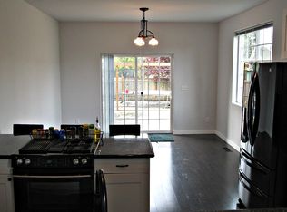 864 S 85th St, Tacoma, WA 98444