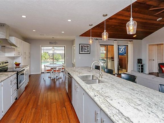 5th image of 13109 Wister Ln