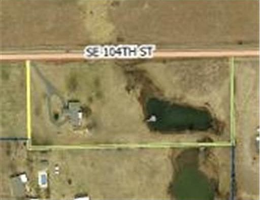 5th image of 3104 SE 104th St