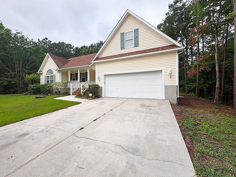 1st image of 338 Farina Dr