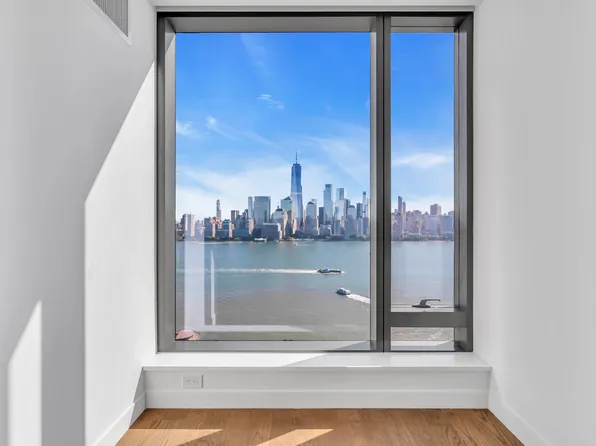 99 Hudson Street image 22 of 49