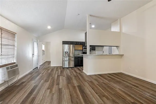 Building Photo - 5200 Timber Crest Dr