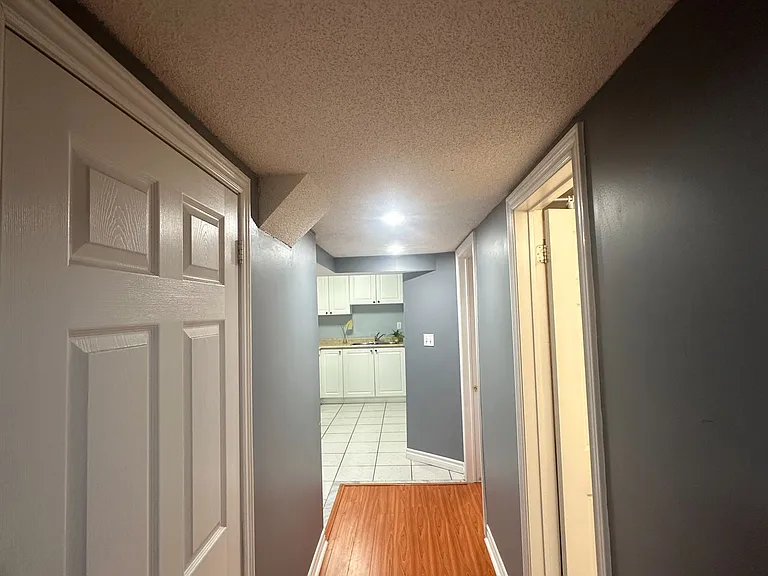33 Kenborough Ct #BASEMENT — Photo 14