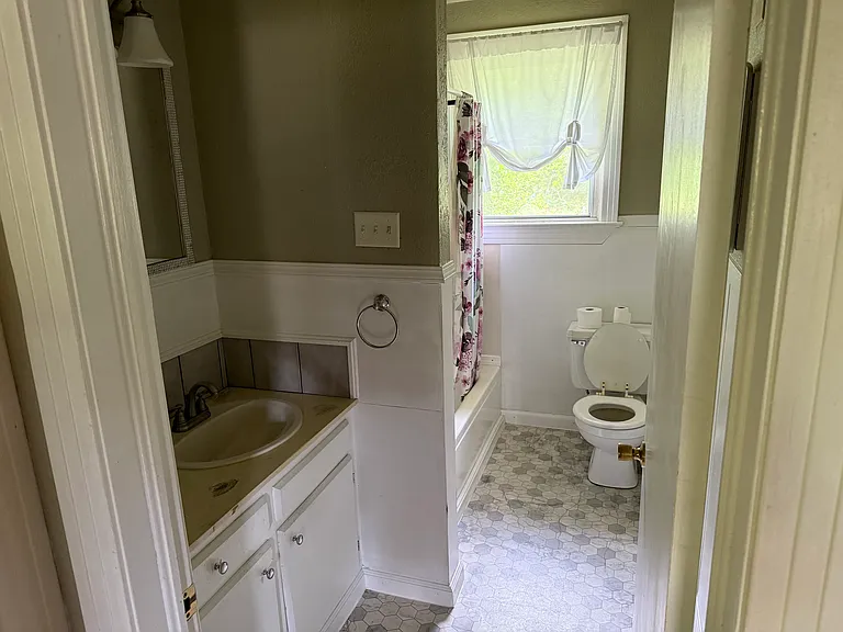 7265 Dover St — Photo 3