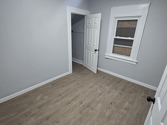 5th image of 145 Vermont Ave #1A