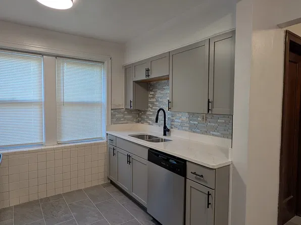 5470 Loughborough Ave, Saint Louis, MO