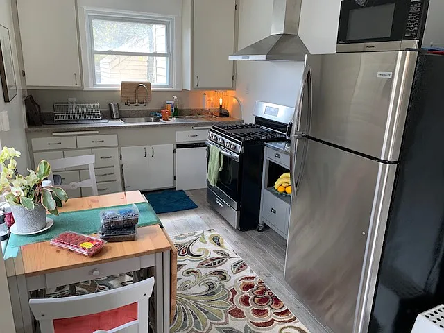 1 bed, 600 sqft, $1,875 — Photo 3