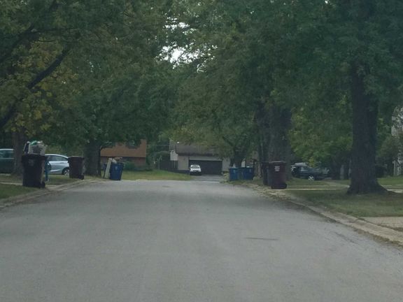 4th image of 21919 Clyde Ave