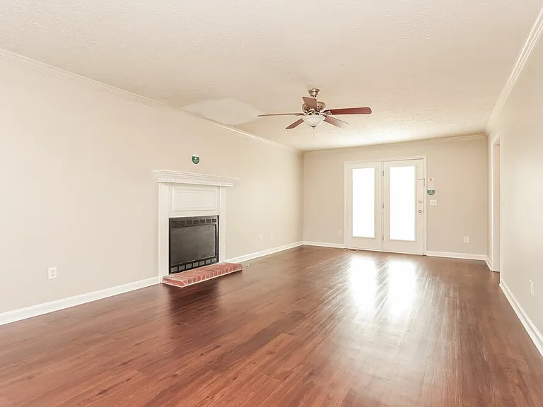 1004 Don Blair Dr — Photo 5