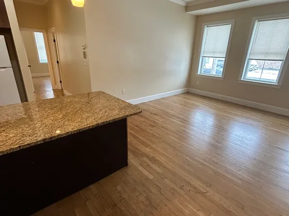 76 Grant St, Framingham, MA