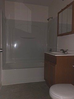 5th image of 2092 Jackson St APT 2