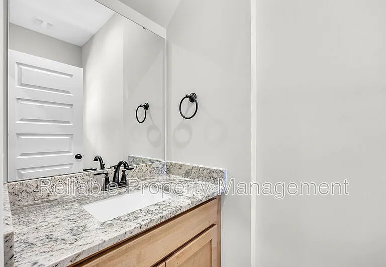 515 B H Parrish Rd — Photo 8