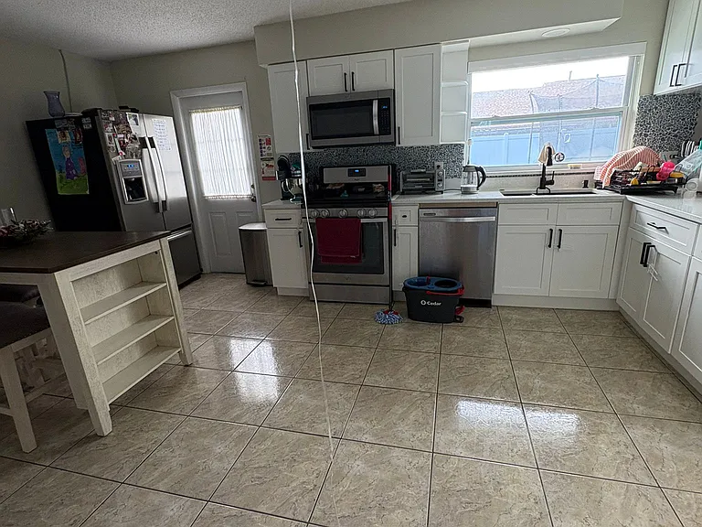 2112 Spice Ave — Photo 3