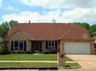 16601 Sunny Hollow Rd, Edmond, OK 73012