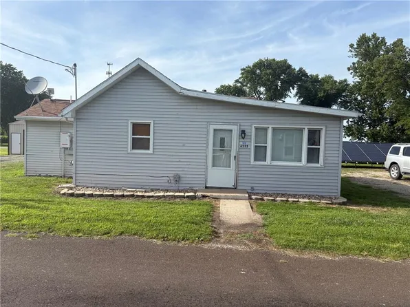 6555 SW George Rd, Saint Joseph, MO 64504