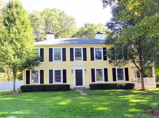 1st image of 29 Hilton Dr