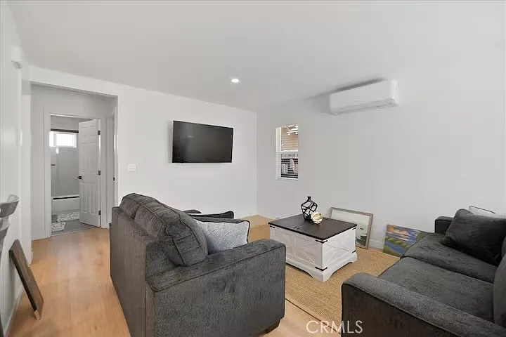 718 N Claudina St — Photo 6