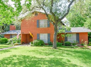 1316 Lincoln St, Alice, TX 78332