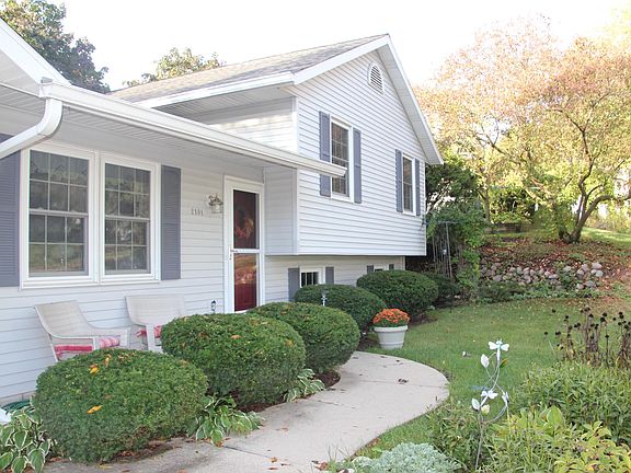2nd image of 2101 Park View Ct