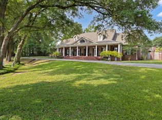 6 N Hill Dr, Carriere, MS 39426