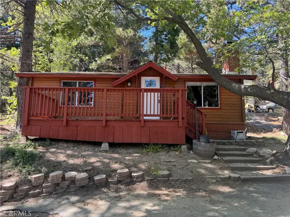 31690 Panorama Dr, Running Springs, CA 92382