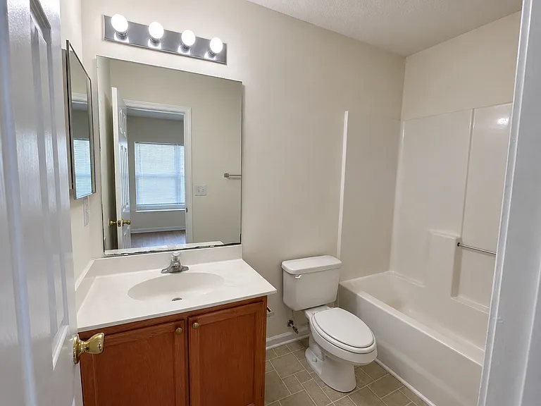 957 Pendant Cir — Photo 23