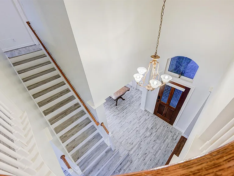 2027 Westshore Dr — Photo 37