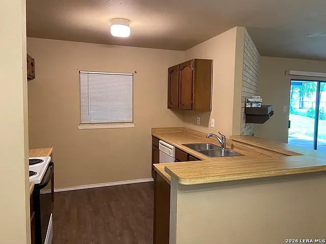 831 Blue Astor Dr — Photo 10