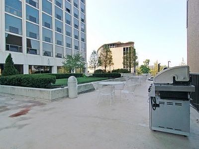 2nd image of 4343 N Clarendon Ave APT 807