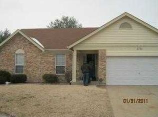 2721 Chapel View Dr, Florissant, MO