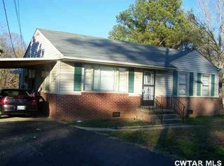 146 Summers Ave, Lexington, TN 38351