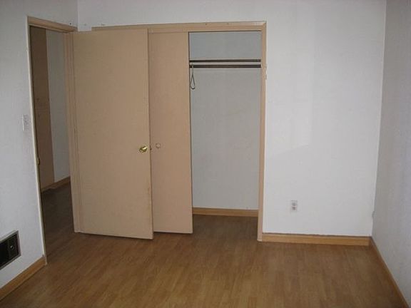 5th image of 1183 Lodi Ave