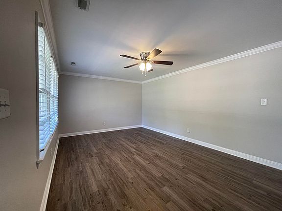 5th image of 417 E Lakeside Dr