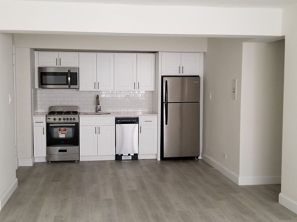 1st image of 142-10 Hoover Ave #303A