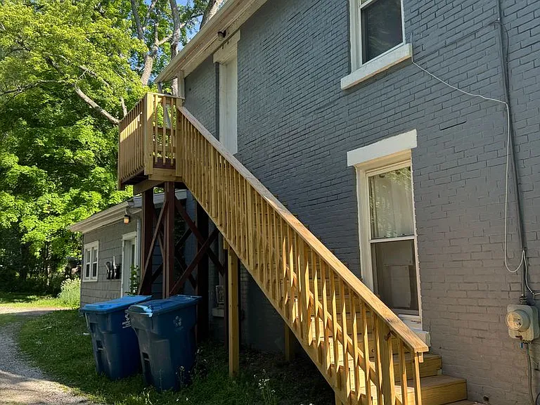334 N Mantua St — Photo 2
