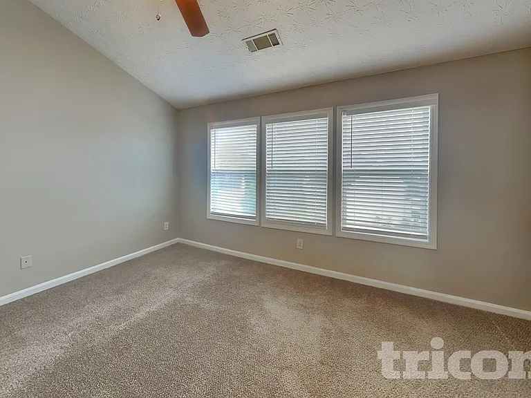 344 Cool Weather Dr — Photo 4