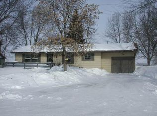 157 3rd Ave NW, Winnebago, MN 56098