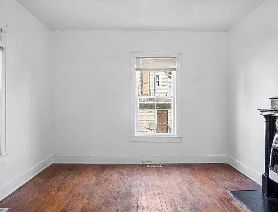 2 bed, $795 — Photo 1