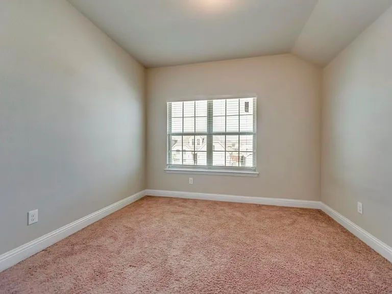 3716 Cameroon Ln — Photo 16