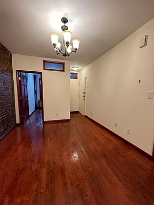 Rented by Batra Group Inc | media 2