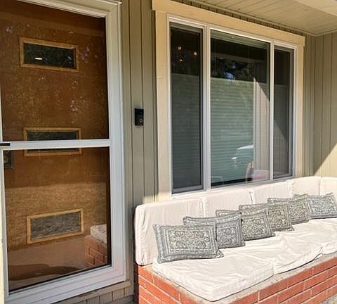 Front Door entry with storm door