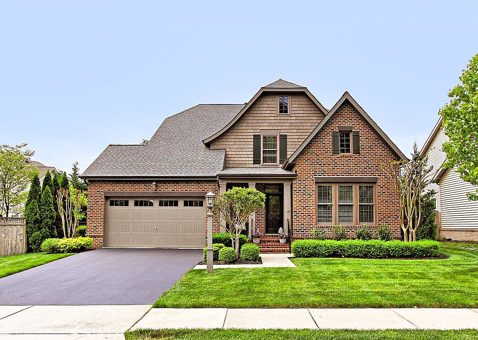 1st image of 42299 Winter Haven Dr