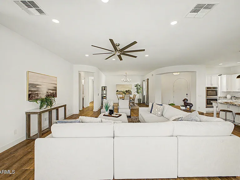2083 E Scorpio Pl — Photo 15