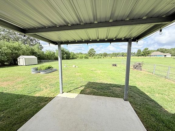 5th image of 929 Water Well Rd