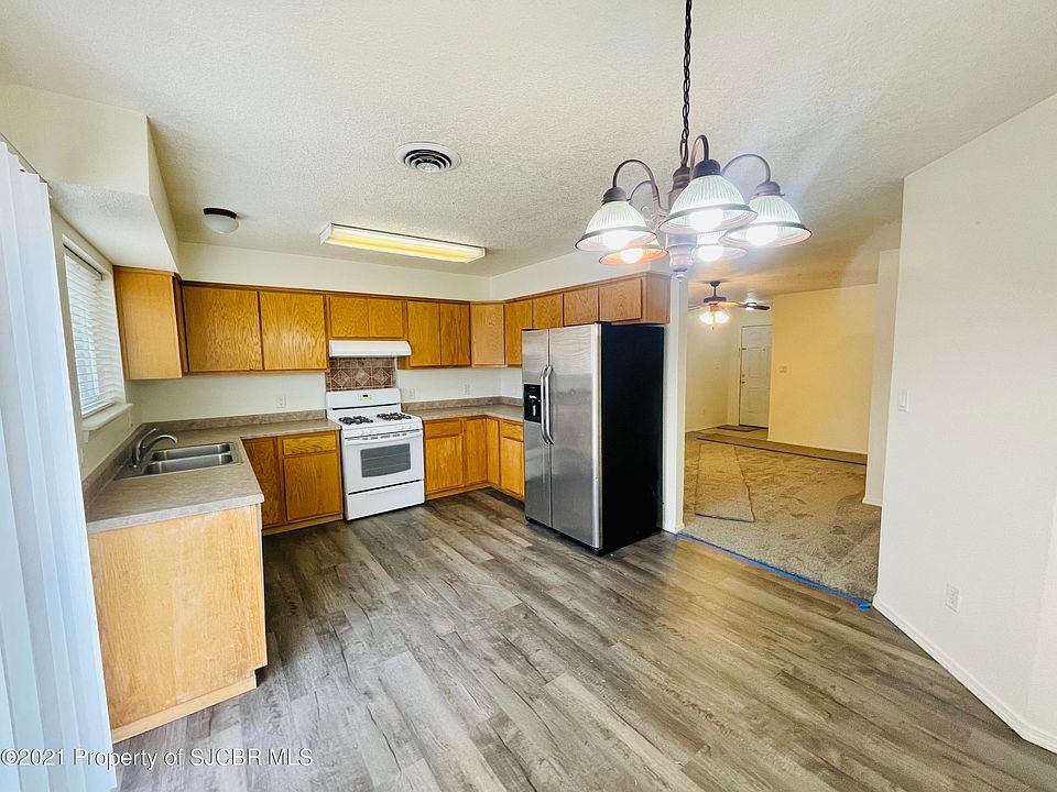 1st image of 2700 Parque De Oeste Dr