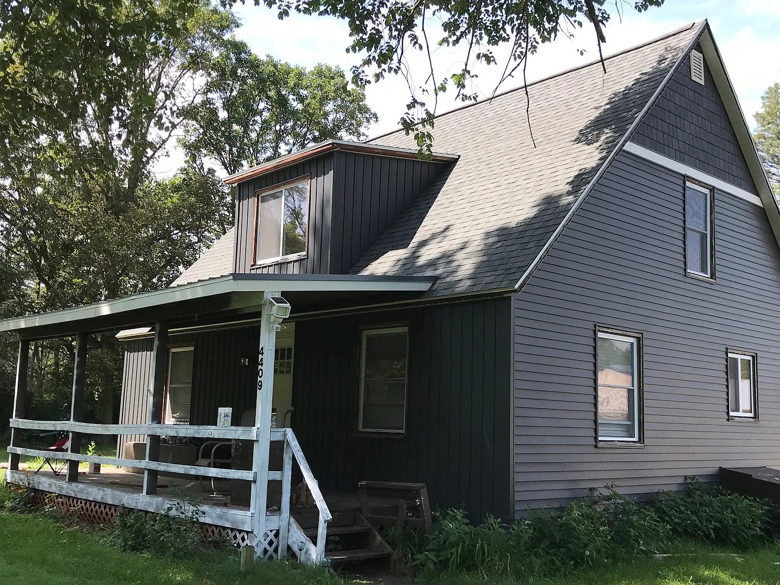 3 bed, 1350 sqft, $3,000 — Photo 1