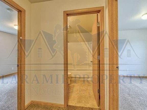 4th image of 535 Mitchell St APT 4