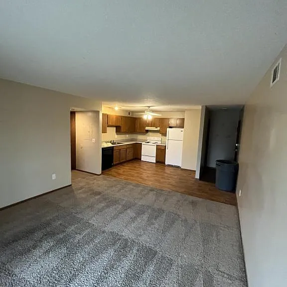 1404 Greene St #8 — Photo 4